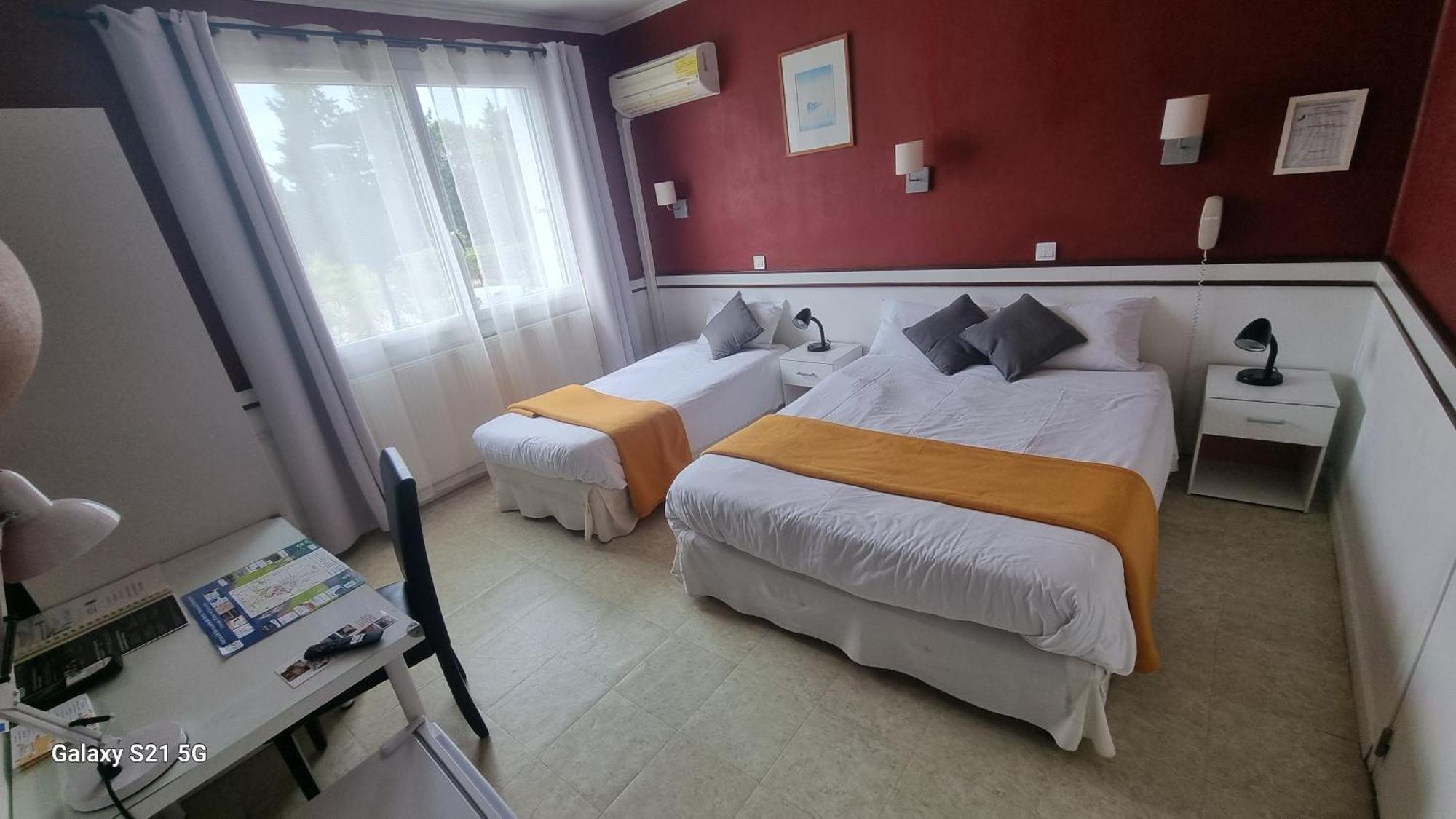 Hotel Du Tricastin 피에르랏트 외부 사진