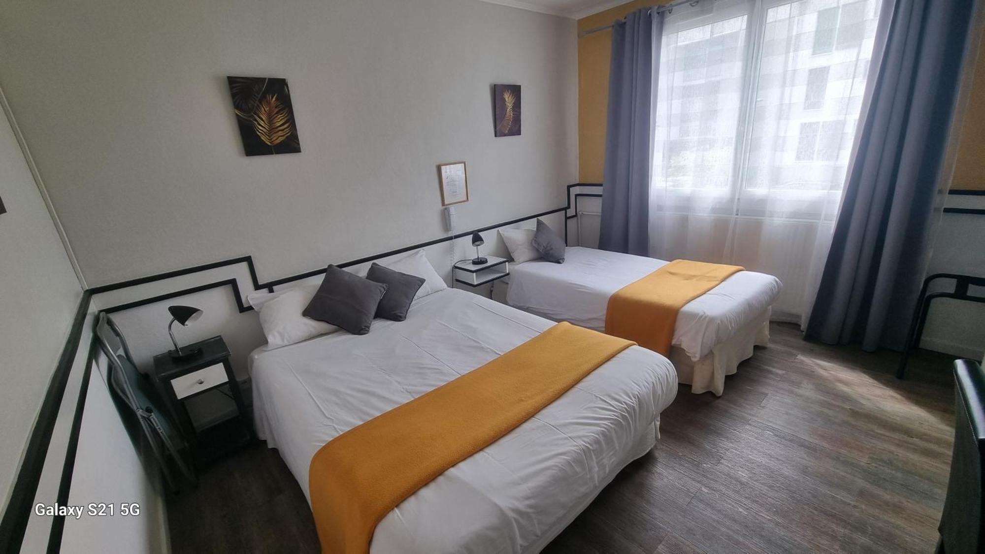 Hotel Du Tricastin 피에르랏트 외부 사진